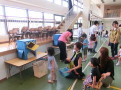 にこにこえがおみーつけた | 鶴山台国際幼稚園