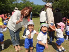 にこにこえがおみーつけた | 鶴山台国際幼稚園