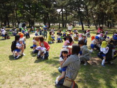 にこにこえがおみーつけた | 鶴山台国際幼稚園