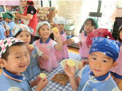 にこにこえがおみーつけた | 鶴山台国際幼稚園