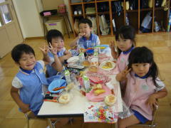 にこにこえがおみーつけた | 鶴山台国際幼稚園