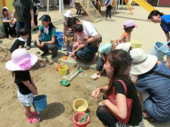 にこにこえがおみーつけた | 鶴山台国際幼稚園