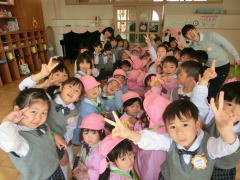 にこにこえがおみーつけた | 鶴山台国際幼稚園
